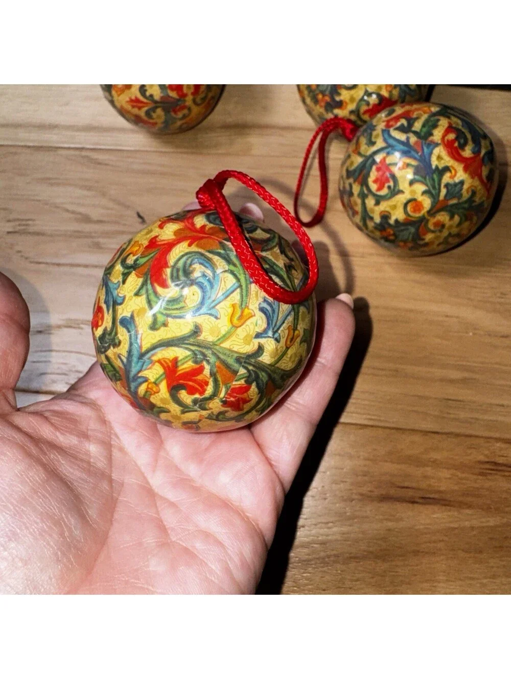 Set of 4 Vintage Floral Christmas Tree Ornaments 2.5” Decoupage Baubles Hanging
